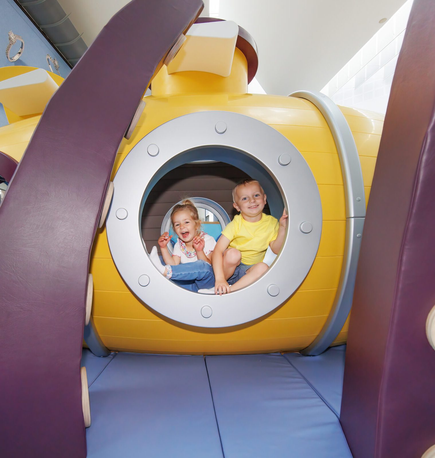 Kids inside the submarine at Ocean Adventures Silverburn.